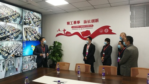 圖二、考務組織和考點現(xiàn)場管理等工作情況匯報.jpg
