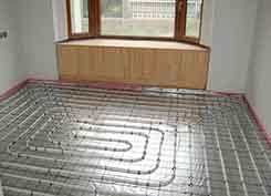 裝地暖，該選水地暖還是電地暖？