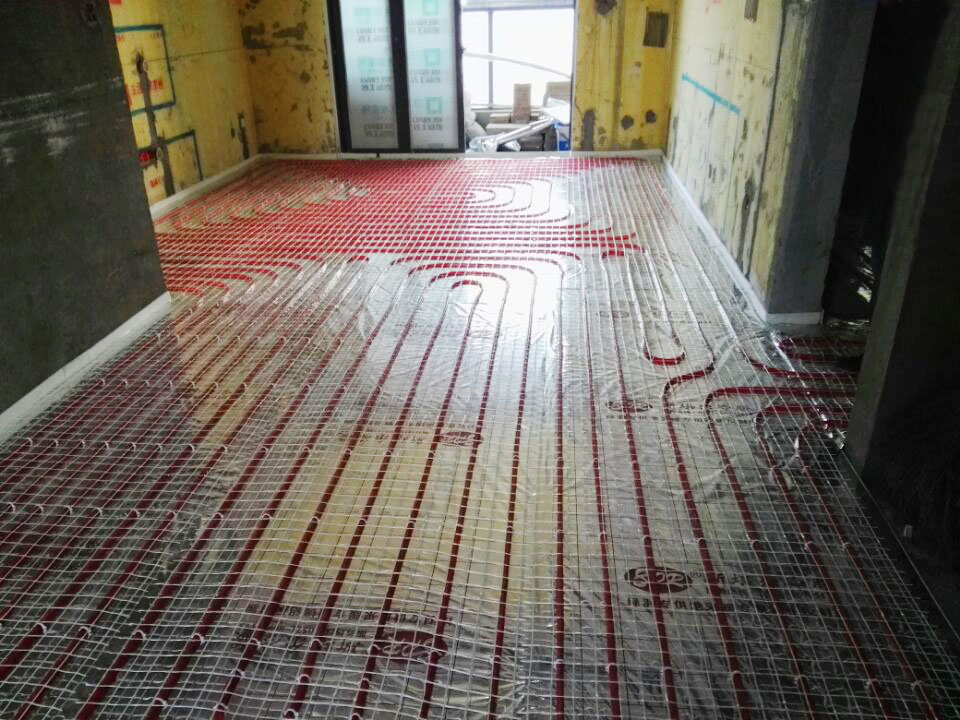 地暖不回填可以直接鋪地磚嗎？